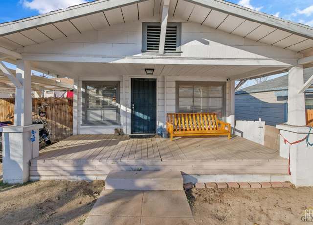 Property at 210 B, Taft, CA 93268, 3 beds, 1.5 baths