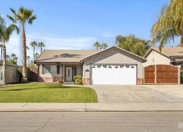 Property at 3015 Green Mountain Ln, Bakersfield, CA 93312, 3 beds, 2 baths