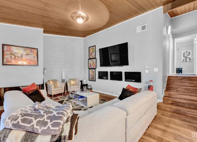 Property at 3901 Union Ave #15, Bakersfield, CA 93305, 3 beds, 2.5 baths