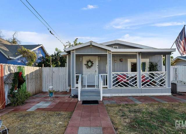 Property at 811 V St, Bakersfield, CA 93304, 2 beds, 2 baths