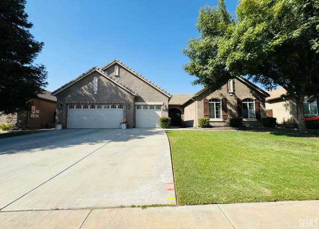 Property at 12710 High Country Dr, Bakersfield, CA 93312, 4 beds, 3 baths