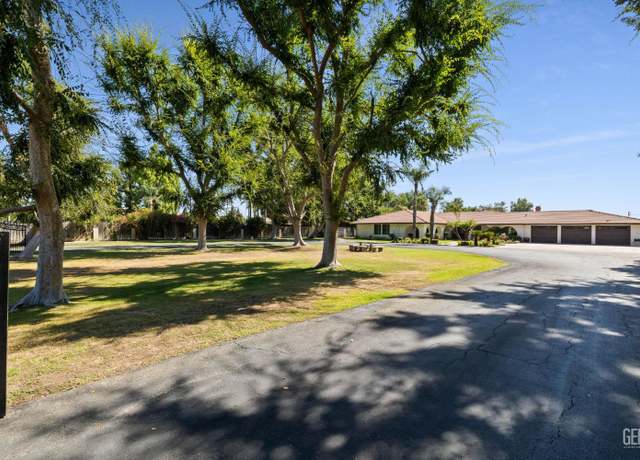 Property at 4370 Fruitvale Ave, Bakersfield, CA 93308, 4 beds, 2 baths