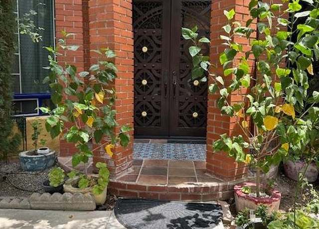 Property at 3724 Rock Meadow Ct, Bakersfield, CA 93308, 4 beds, 3.5 baths