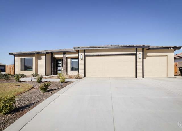 Property at 15920 Waterford St, Bakersfield, CA 93314, 4 beds, 3.5 baths
