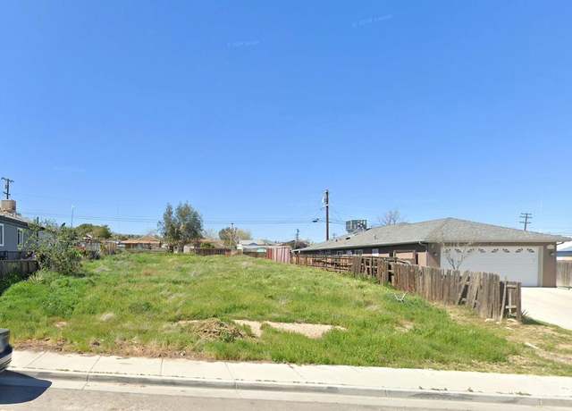 Property at 417 Asher Ave, Taft, CA 93268