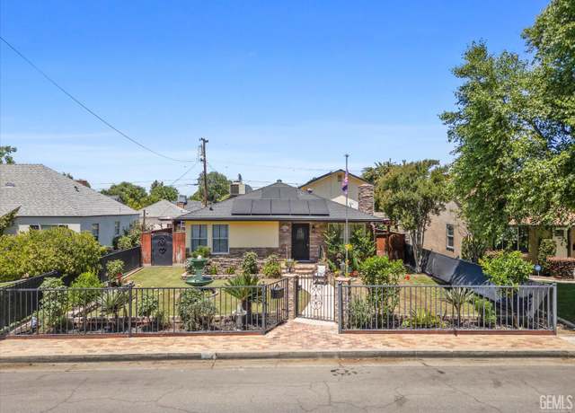 Property at 2625 Bay St, Bakersfield, CA 93301, 4 beds, 3 baths