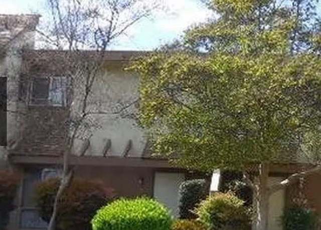 Property at 901 Valhalla Dr Unit b, Bakersfield, CA 93309, 2 beds, 2 baths