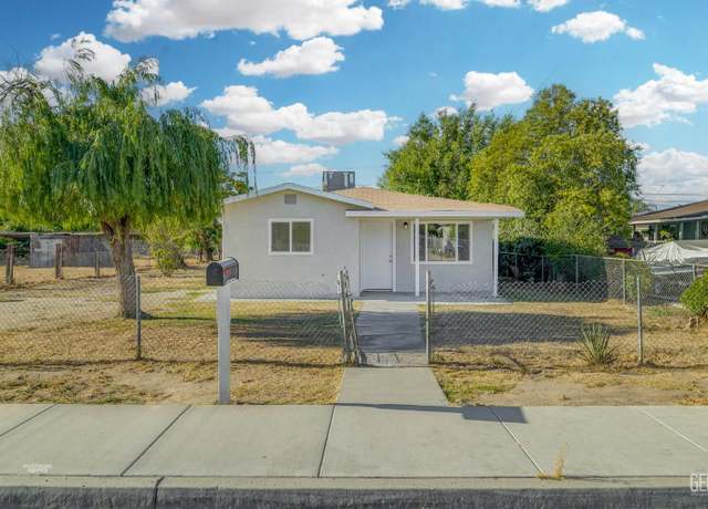 Property at 805 Casa Grande St, Bakersfield, CA 93307, 3 beds, 1 bath