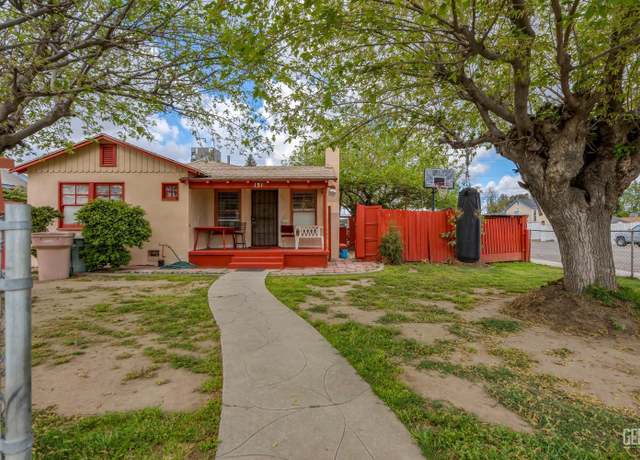 Property at 131 Eye St, Bakersfield, CA 93304, 7 beds, 3 baths