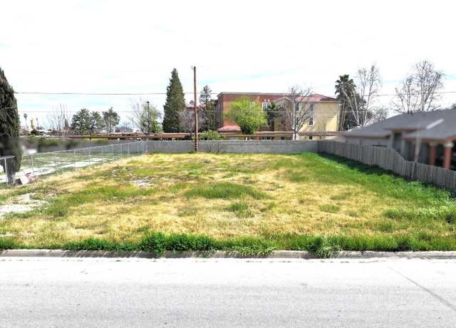 Property at 1526 D St, Wasco, CA 93280