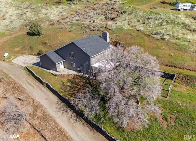 Property at 140 Pinehurst Way, Wofford Heights, CA 93285, 4 beds, 2.5 baths
