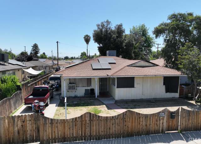 Property at 1004 Paloma St, Bakersfield, CA 93304, 3 beds, 2 baths