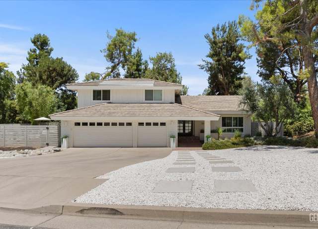 Property at 12246 Cattle King Dr, Bakersfield, CA 93306, 4 beds, 3 baths