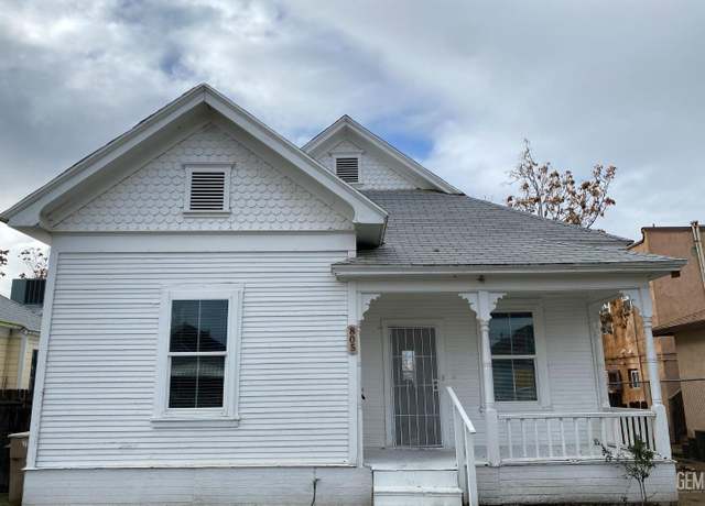 Property at 805 Kentucky, Bakersfield, CA 93305, 4 beds, 2 baths