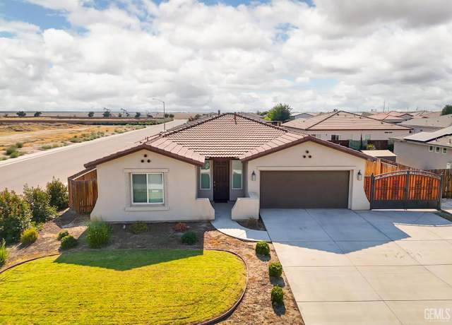 Property at 5817 Neutra Dr, Bakersfield, CA 93311, 3 beds, 2 baths
