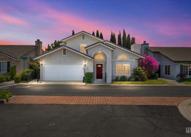 Property at 3625 Bernard St #5, Bakersfield, CA 93306, 3 beds, 2.5 baths