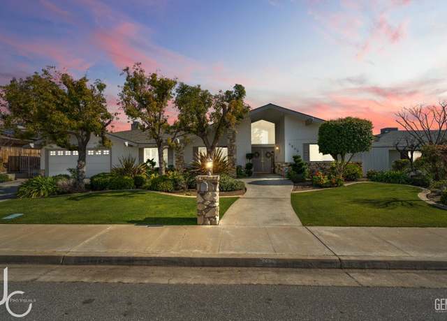 Property at 4908 Panorama Dr, Bakersfield, CA 93306, 4 beds, 3 baths