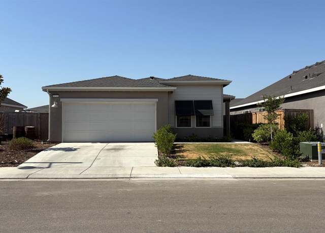 Property at 9733 Amberdale Way, Shafter, CA 93263, 3 beds, 2 baths