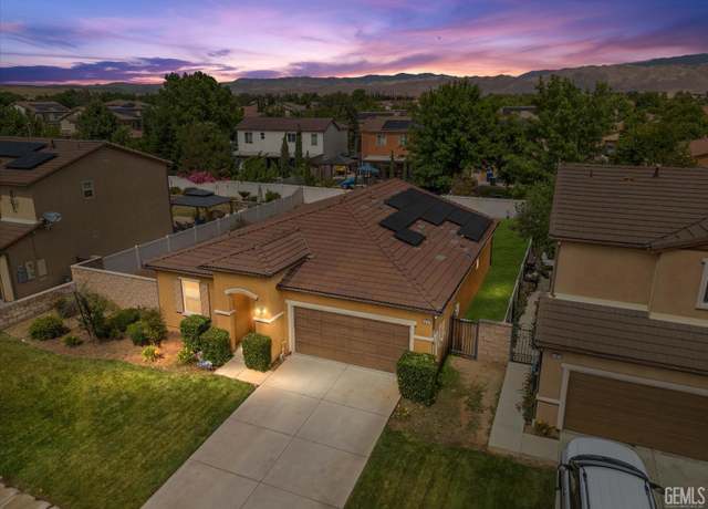 Property at 5711 Cordonata Way, Bakersfield, CA 93306, 3 beds, 2 baths