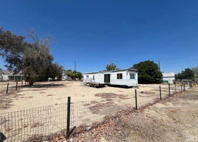 Property at 409 Broadway Ave, Maricopa, CA 93252