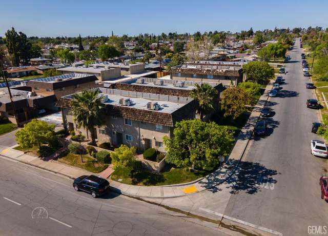 Property at 2704 Cornell St, Bakersfield, CA 93305
