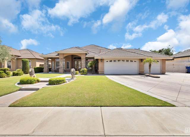 Property at 4305 Crystal Lake Dr, Bakersfield, CA 93313, 3 beds, 2 baths