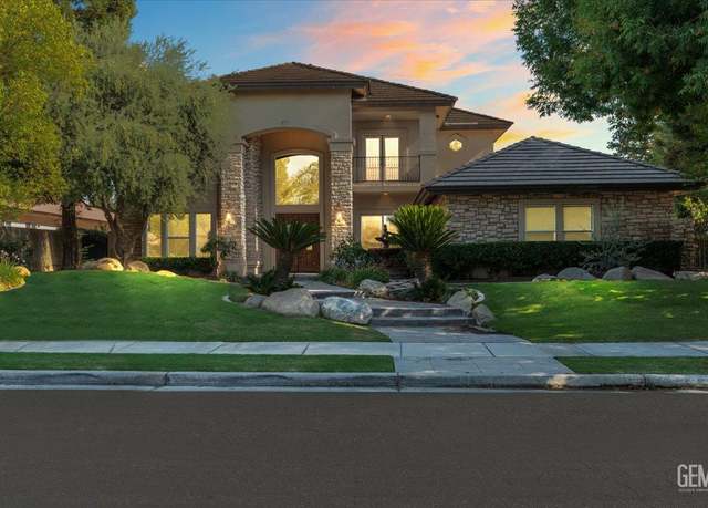 Property at 11811 Harrington St, Bakersfield, CA 93311, 6 beds, 5 baths