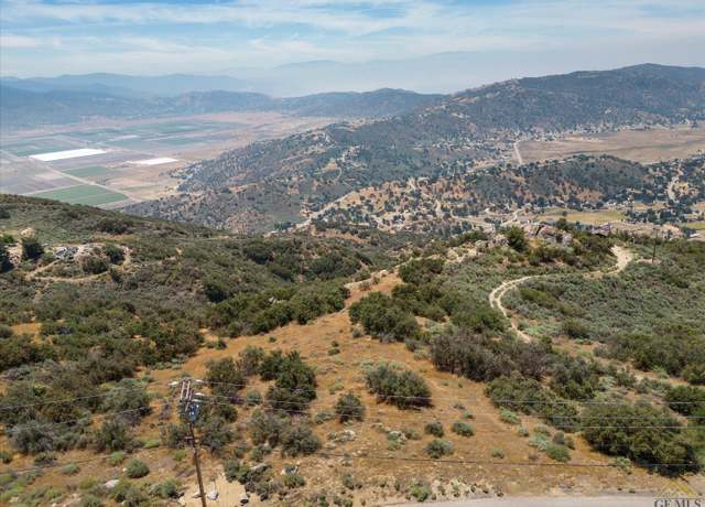 Property at 23821 El Rancho Dr, Tehachapi, CA 93561