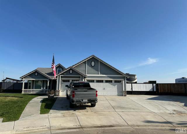 Property at 9000 Selma St, Bakersfield, CA 93313, 4 beds, 2 baths