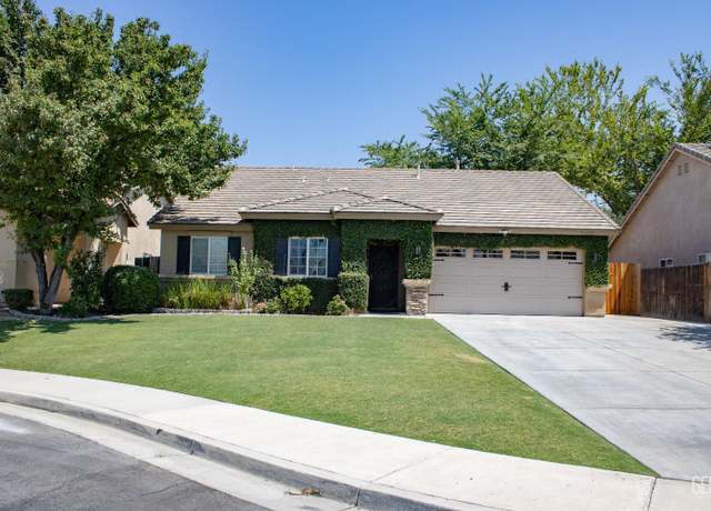 Property at 11622 Pacific Harbor Ave, Bakersfield, CA 93312, 3 beds, 2 baths