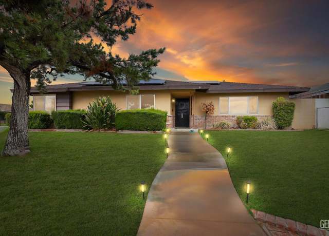 Property at 200 Electra Ave, Bakersfield, CA 93308, 3 beds, 2 baths