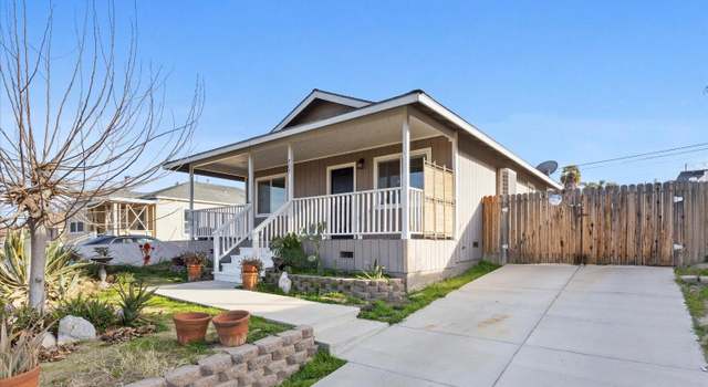 Photo of 707 A St, Taft, CA 93268