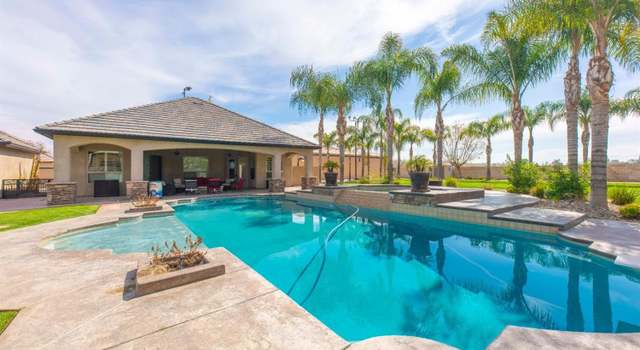 Photo of 17349 Legend Oaks Ln, Bakersfield, CA 93314