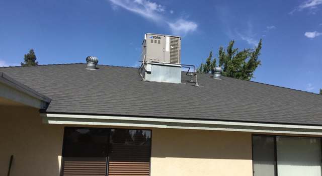 Photo of 2909 Blackjack Oak Ln, Bakersfield, CA 93311
