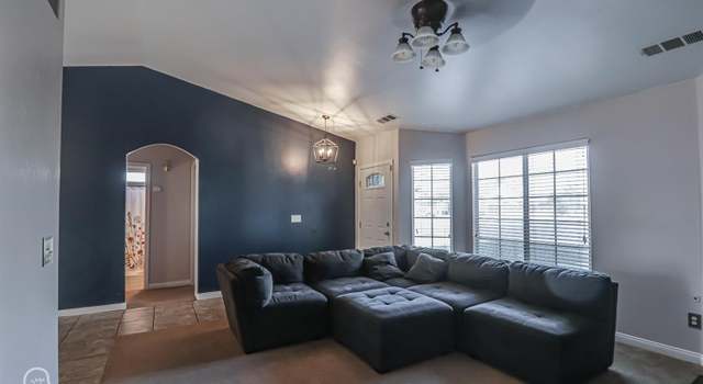 Photo of 3502 Tori Lorene Ave, Bakersfield, CA 93313