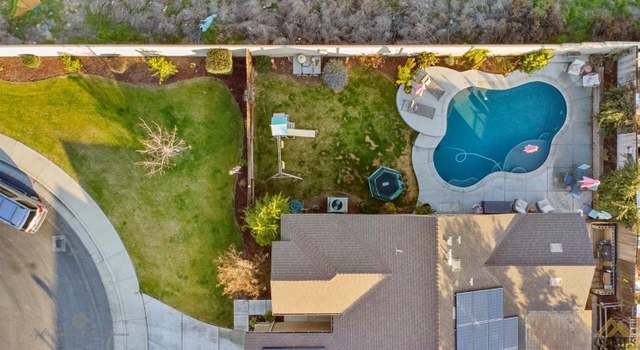 Photo of 8901 Autumn Sunset Dr, Bakersfield, CA 93311