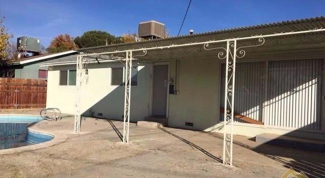 Photo of 2816 Pomona St, Bakersfield, CA 93305