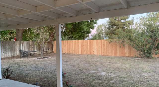 Photo of 3828 Cinnamon Ct, Bakersfield, CA 93309