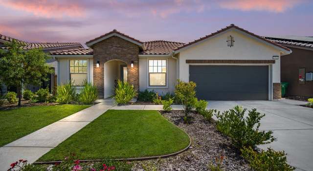 Photo of 3312 Whispering Brook Ln, Shafter, CA 93263
