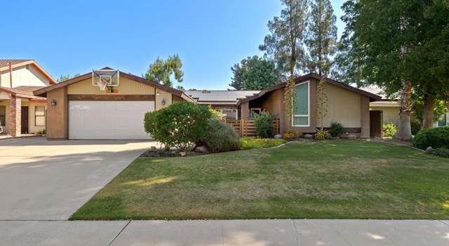 Photo of 7612 Eastlorne Ct, Bakersfield, CA 93309