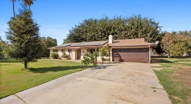 Photo of 7504 Whirlaway St, Bakersfield, CA 93307