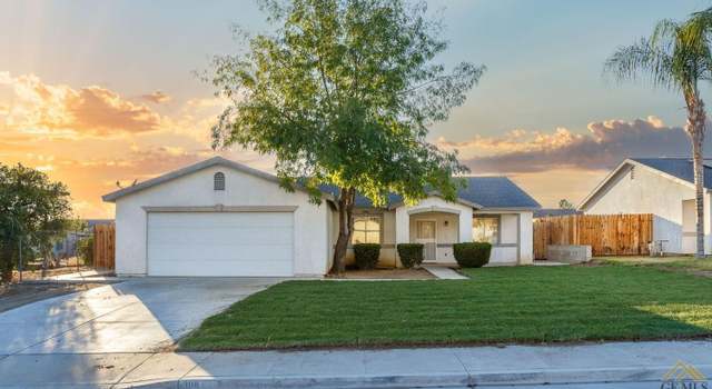 Photo of 908 W Cougar Run Dr, Bakersfield, CA 93306