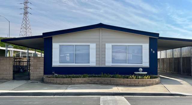 Photo of 400 E Roberts Ln #30, Bakersfield, CA 93308