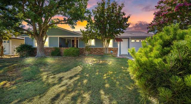 Photo of 416 River Oaks Dr, Bakersfield, CA 93309