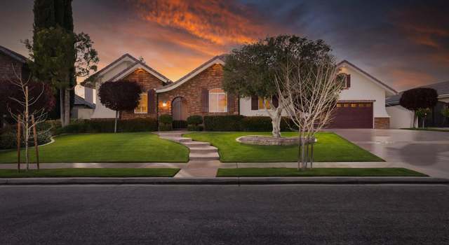 Photo of 12712 Crown Crest Dr, Bakersfield, CA 93311