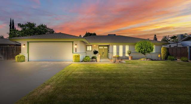 Photo of 6909 Retriever Ct, Bakersfield, CA 93309