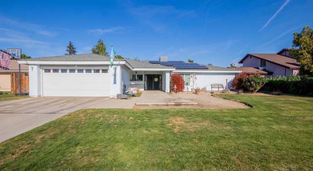 Photo of 1805 Glenbrea Ct, Bakersfield, CA 93309