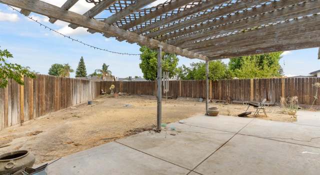 Photo of 6907 Kings Forest Ct, Bakersfield, CA 93313