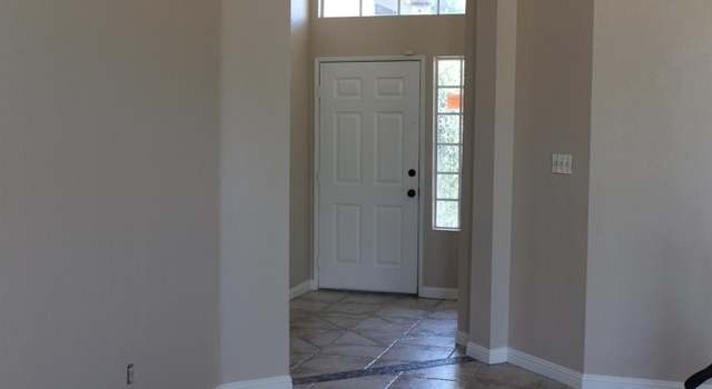 Photo of 7501 Tanager Ct, Bakersfield, CA 93313