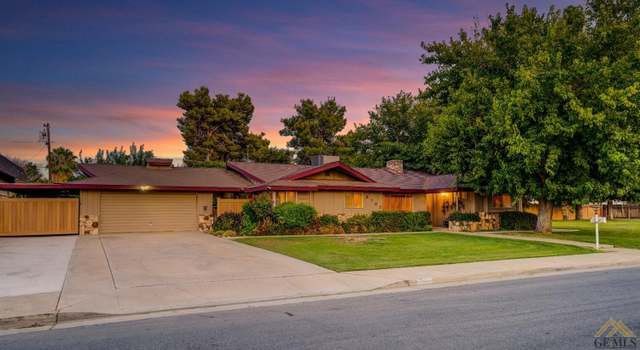 Photo of 3702 El Potrero Ln, Bakersfield, CA 93304